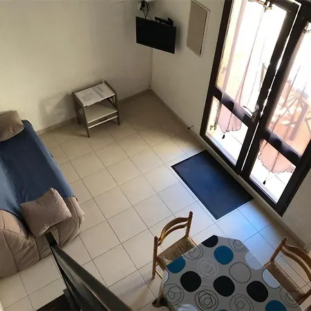 T2 Mezzanine, 6 Couchages, Bord De Plage, Parking Prive, Proche Commerces Et Aqualand - Fr-1-81-47 *